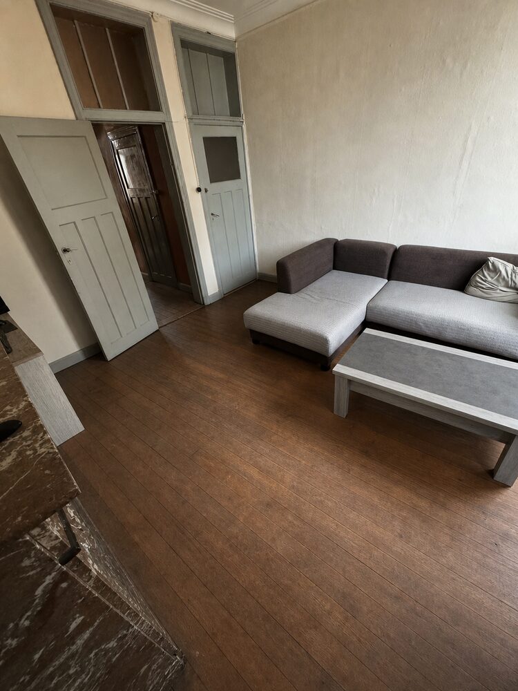 Na het huis leegmaken: Woonkamer — syndroom van Diogenes