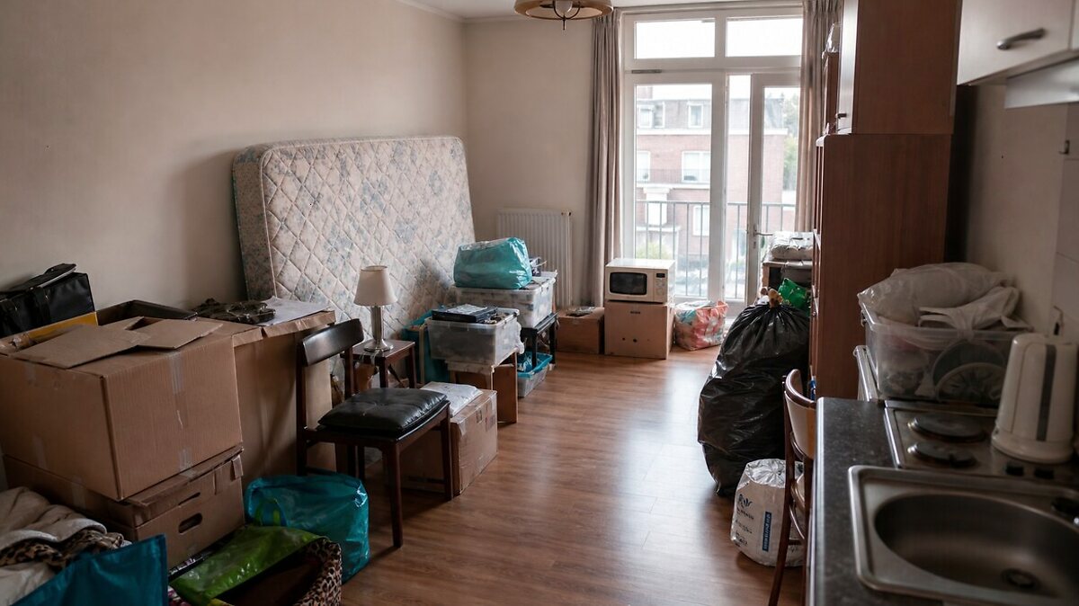 Avant le projet de débarras à Mouscron - Appartement et cave vides en une intervention